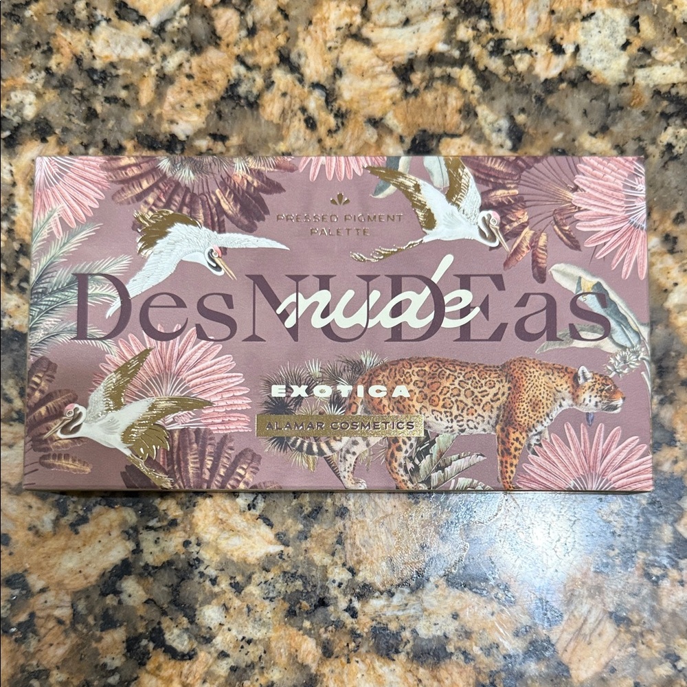 BRAND NEW Desnudeas Exotica Eyeshadow Palette